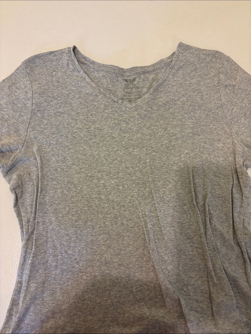 Faded Glory Heather Gray V-Neck Short Sleeve Tee